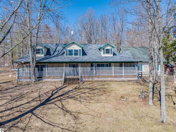 7090 Nancy K Drive, Hale, MI 48739