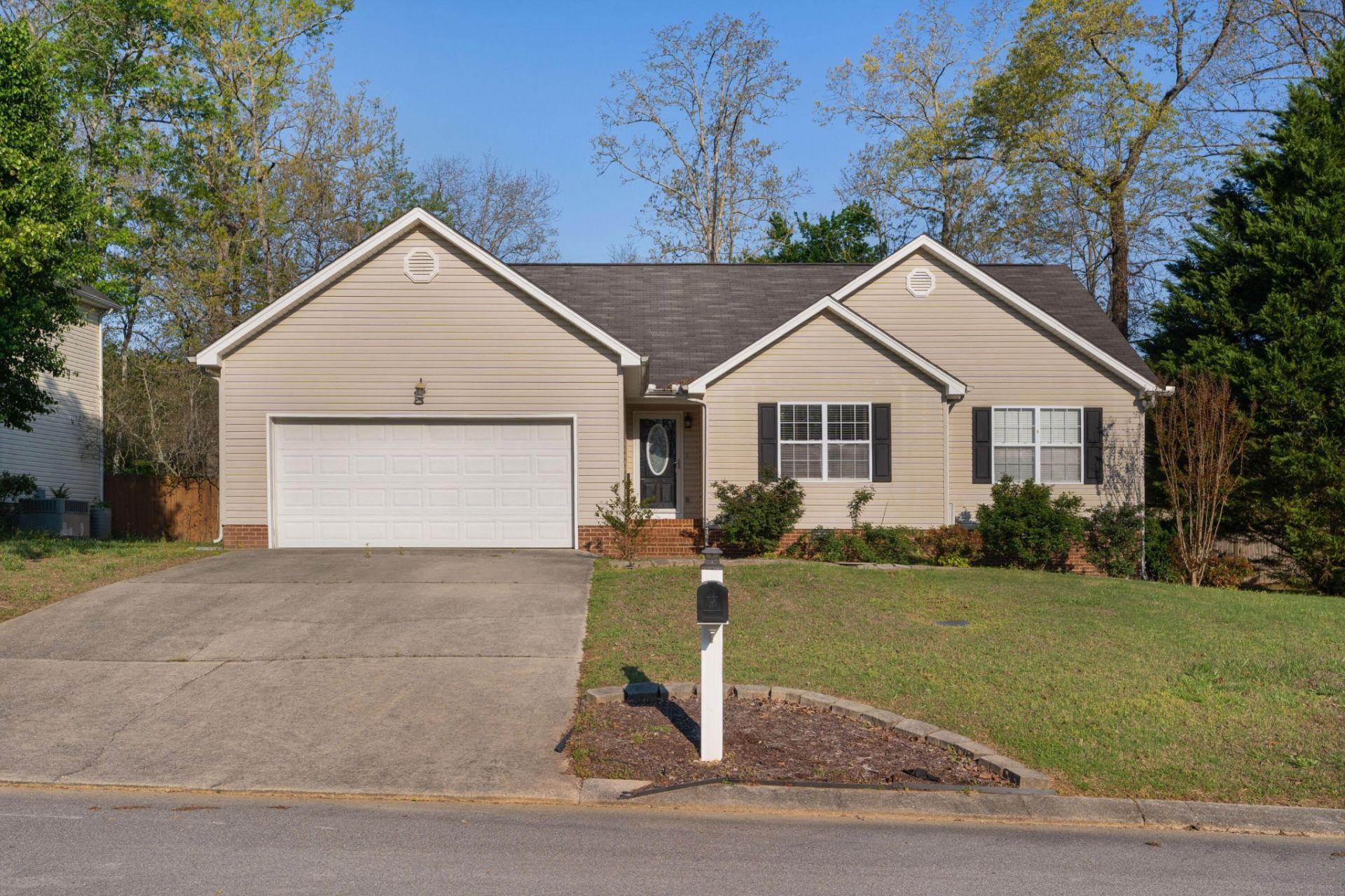 5578 Sarah Drive, Ooltewah, TN 37363 Main Photo