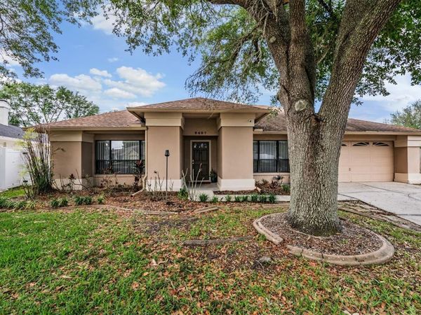 9407 PEBBLE GLEN AVENUE , TAMPA, FL 33647