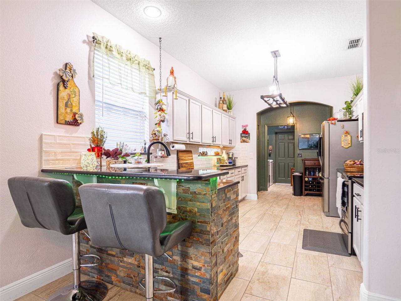 10196 Andover Point Circle, Orlando, FL 32825 Photo
