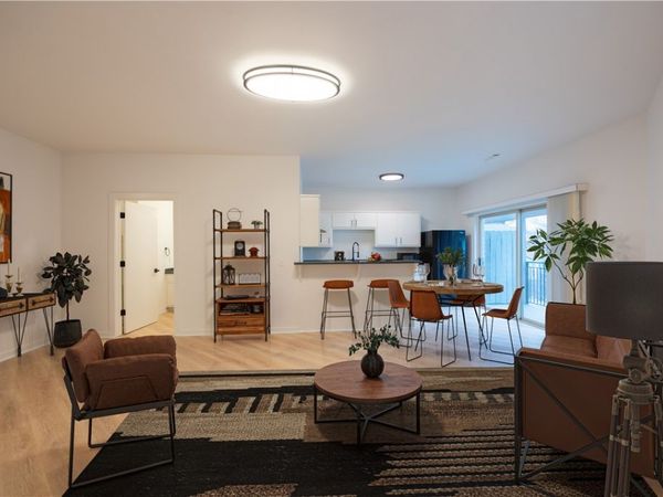 300 SW 6th Street , Unit 20, Bentonville, AR 72712