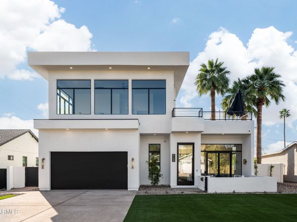 4120 N 44th Place, Phoenix, AZ 85018