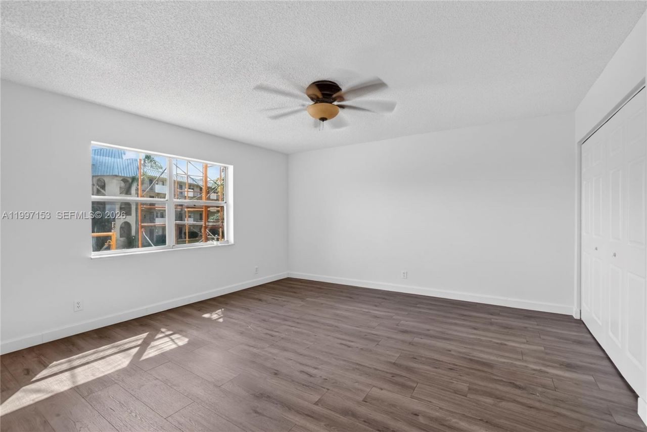 6201 N Falls Cir Dr, Unit 207, Lauderhill, FL 33319 Photo