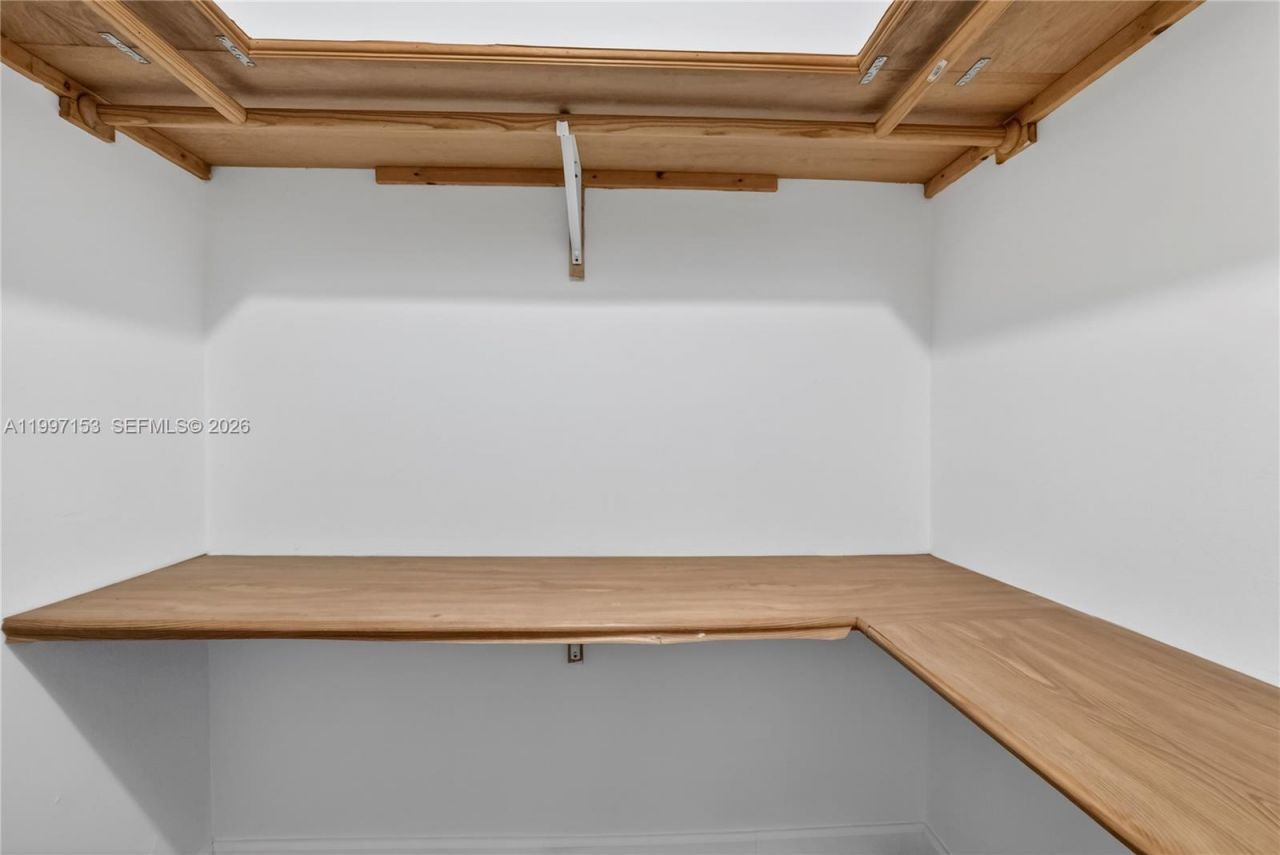 6201 N Falls Cir Dr, Unit 207, Lauderhill, FL 33319 Photo