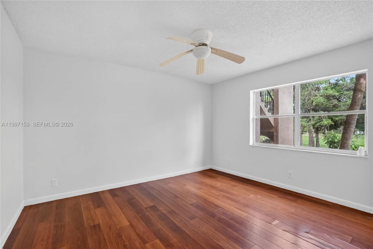 6201 N Falls Cir Dr, Unit 207, Lauderhill, FL 33319 Photo