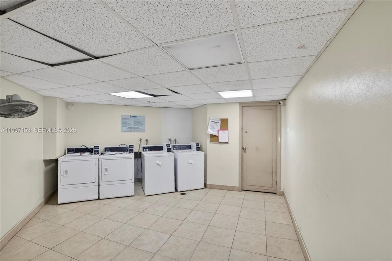 6201 N Falls Cir Dr, Unit 207, Lauderhill, FL 33319 Photo