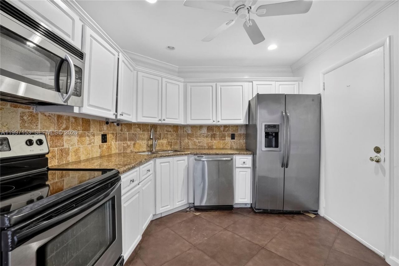 6201 N Falls Cir Dr, Unit 207, Lauderhill, FL 33319 Photo