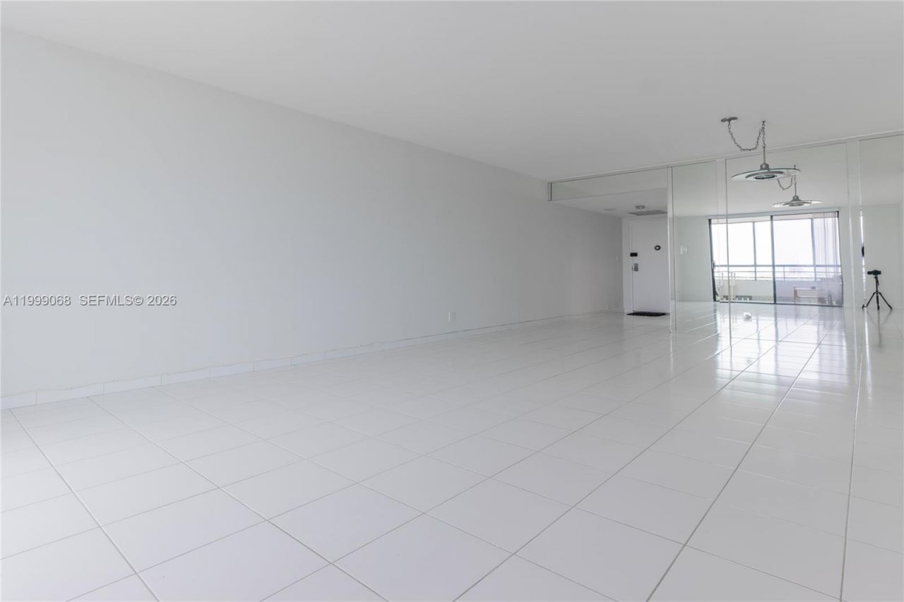 500 Three Islands Blvd, Unit 1110, Hallandale Beach, FL 33009 Photo