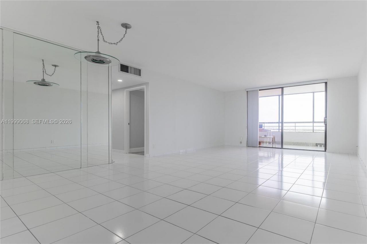500 Three Islands Blvd, Unit 1110, Hallandale Beach, FL 33009 Photo