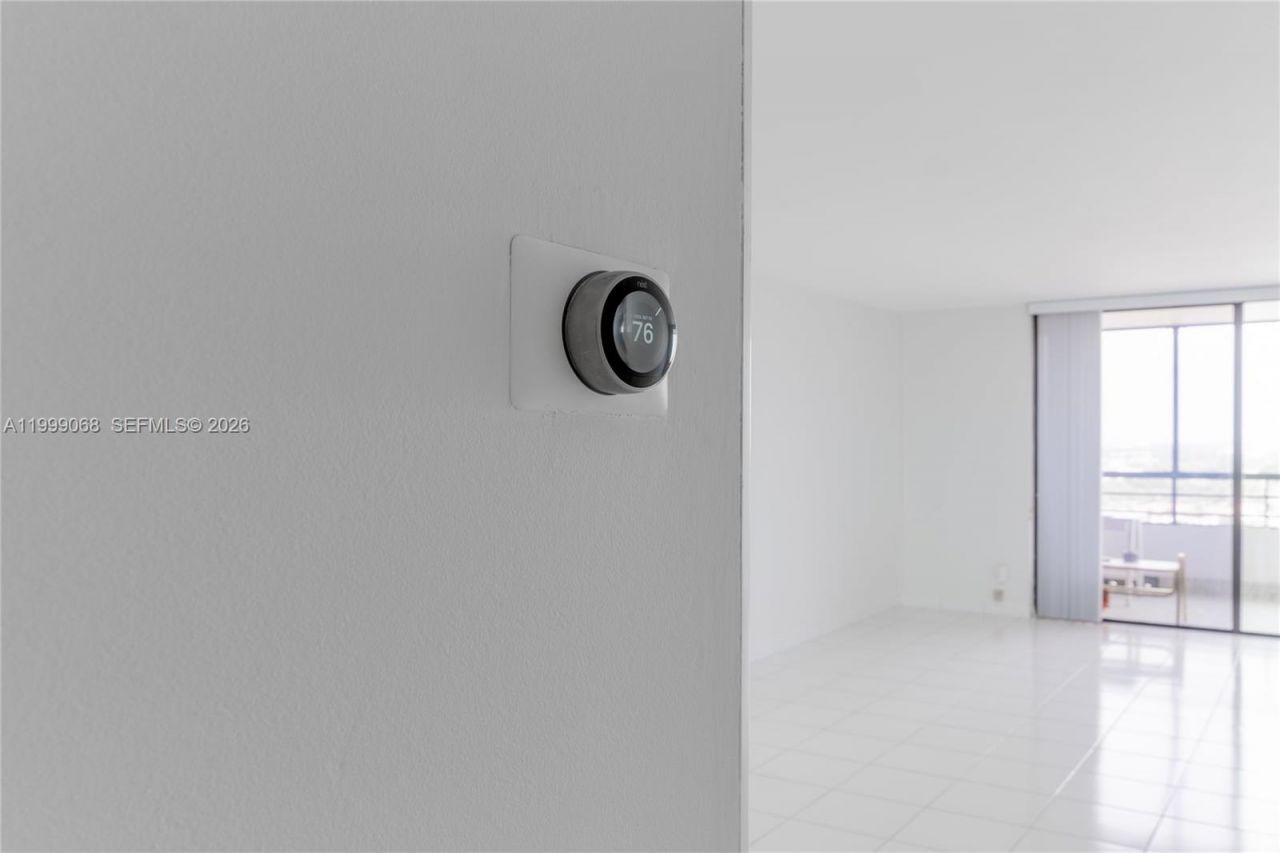 500 Three Islands Blvd, Unit 1110, Hallandale Beach, FL 33009 Photo