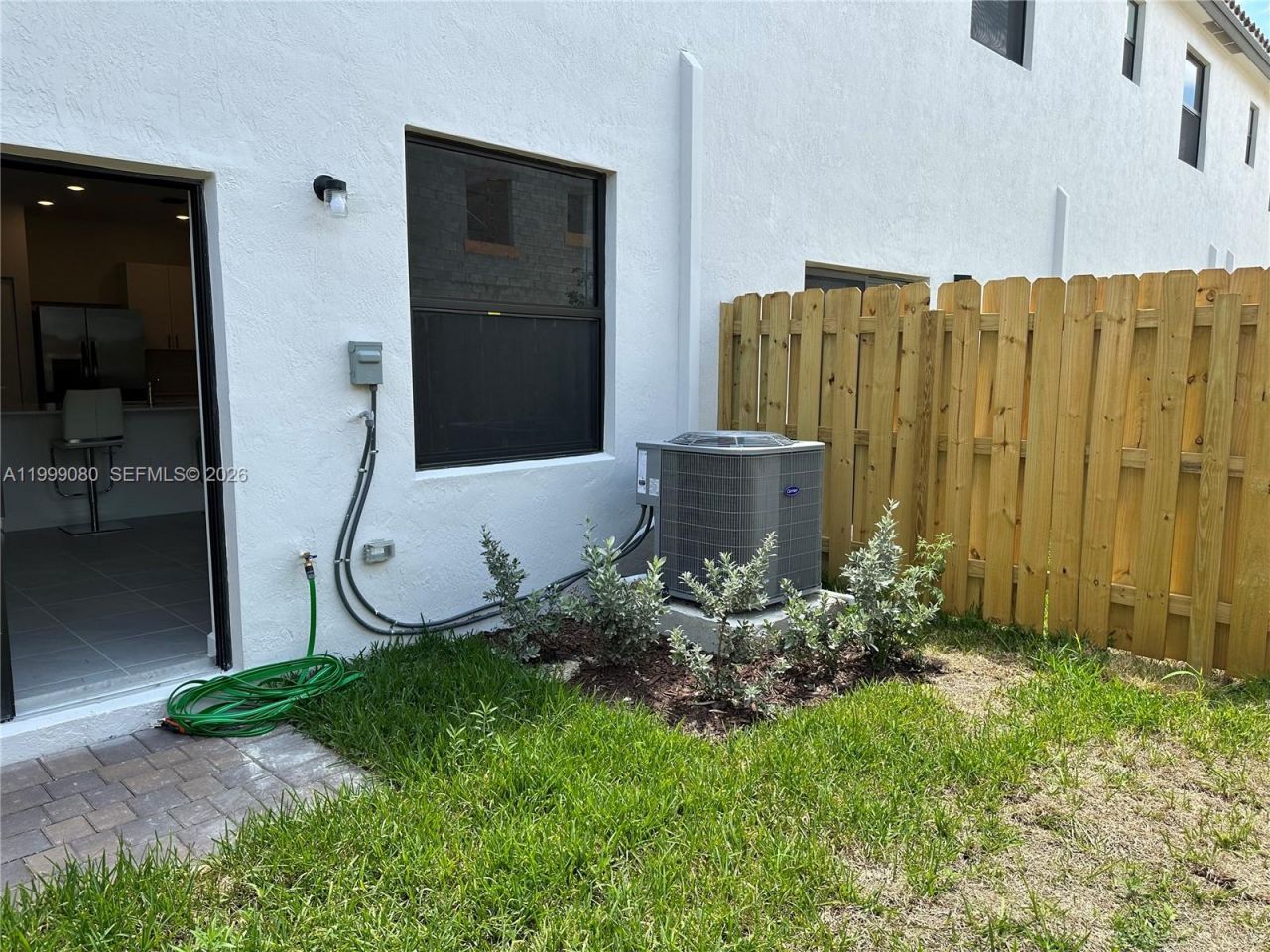 11767 SW 246th Ter, Homestead, FL 33032 Photo