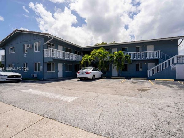 3049 NW 9th Ave , Unit 7, Wilton Manors, FL 33311