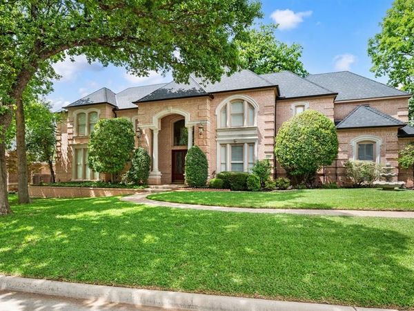 204 Brookview Court , Southlake, TX 76092