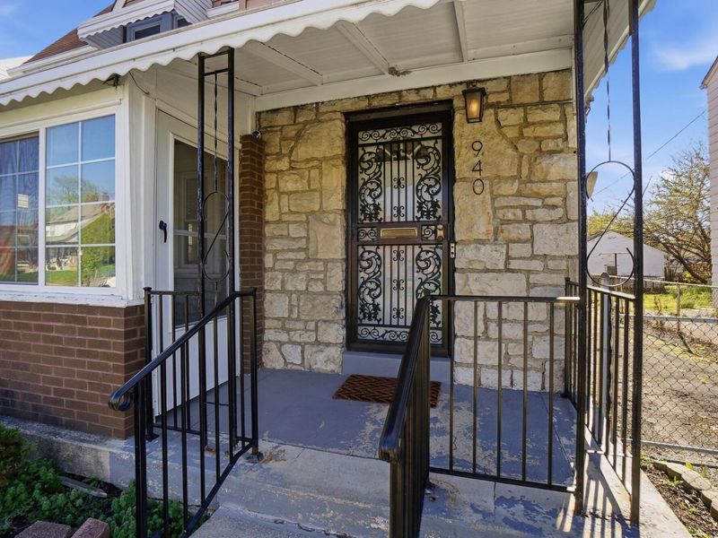 940 Kelton Avenue, Columbus, OH 43206 Photo 3