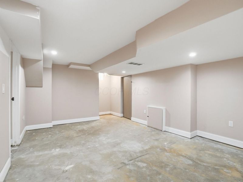 940 Kelton Avenue, Columbus, OH 43206 Photo 32