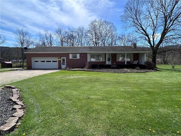 8300 Bear Road SE, Amsterdam, OH 43903