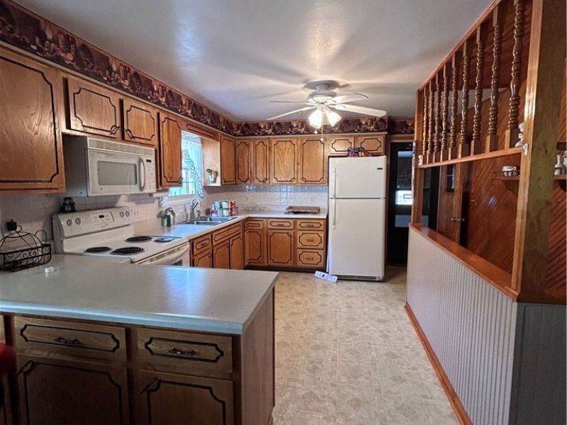 8300 Bear Road SE, Amsterdam, OH 43903 Photo 13