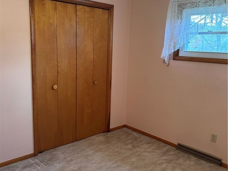 8300 Bear Road SE, Amsterdam, OH 43903 Photo 22