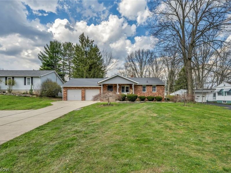 927 Eastwood Avenue, Tallmadge, OH 44278 Photo 1