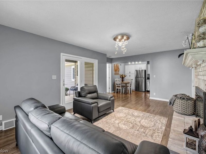 927 Eastwood Avenue, Tallmadge, OH 44278 Photo 13