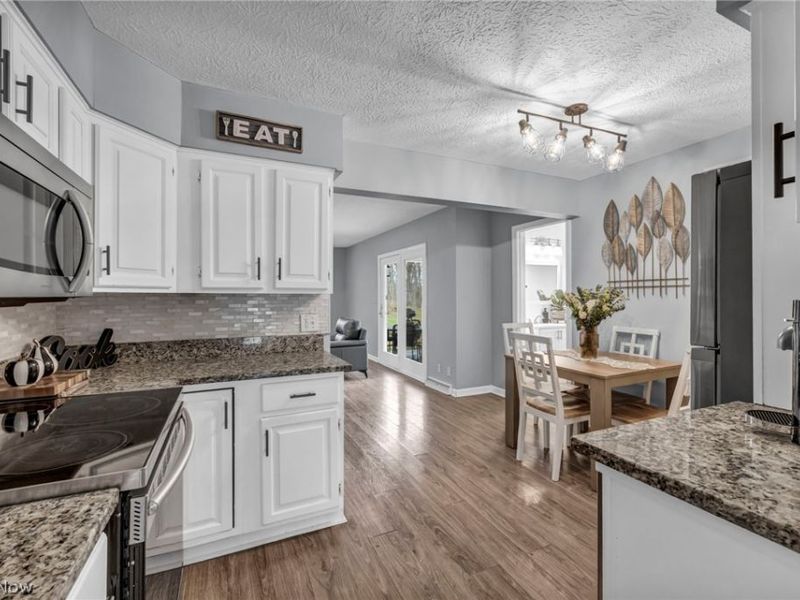 927 Eastwood Avenue, Tallmadge, OH 44278 Photo 24