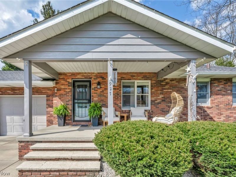 927 Eastwood Avenue, Tallmadge, OH 44278 Photo 6