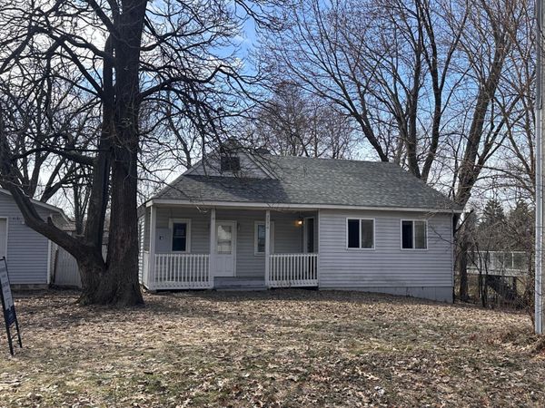 2076 Flanders Road, North Saint Paul, MN 55109