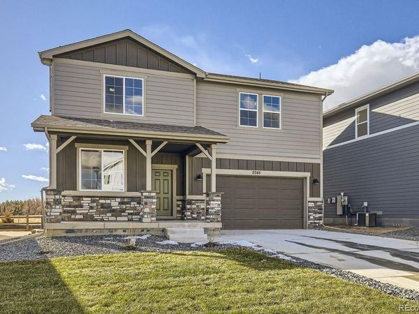 46431 Heritage Avenue , Bennett, CO 80102