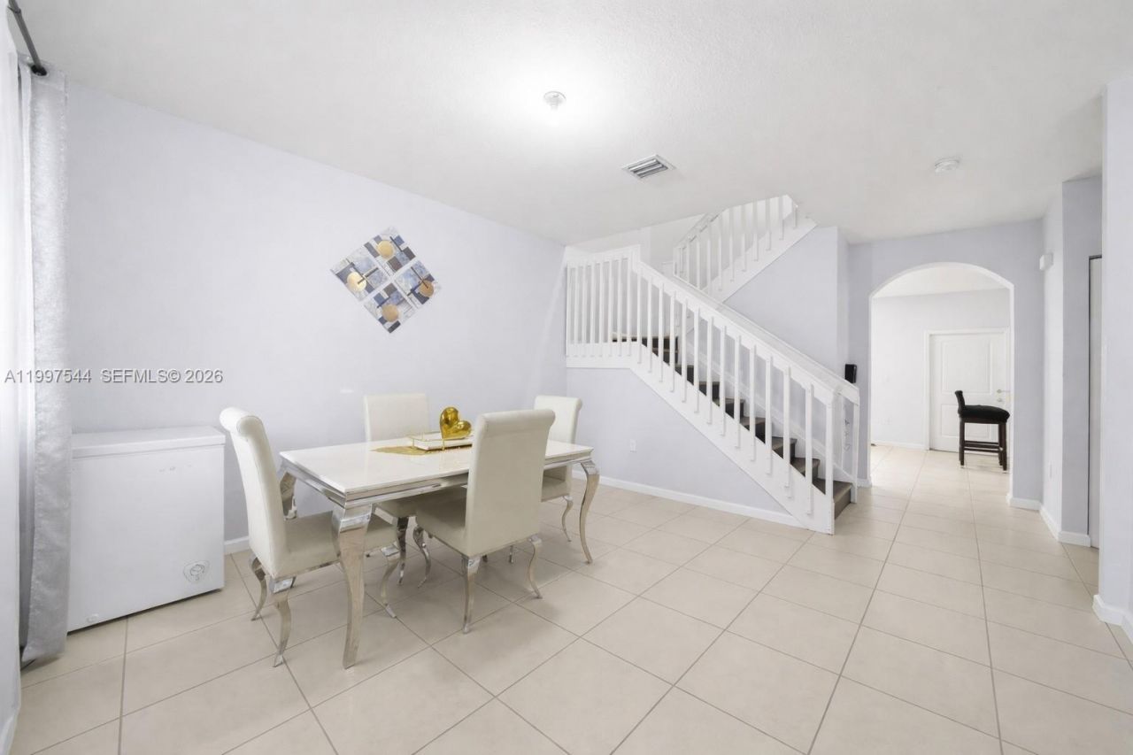 27534 SW 140 Avenue, Homestead, FL 33032 Photo