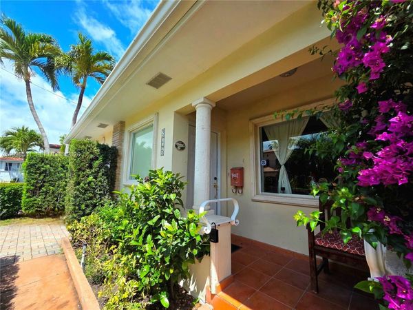 345 Malaga Ave, Coral Gables, FL 33134