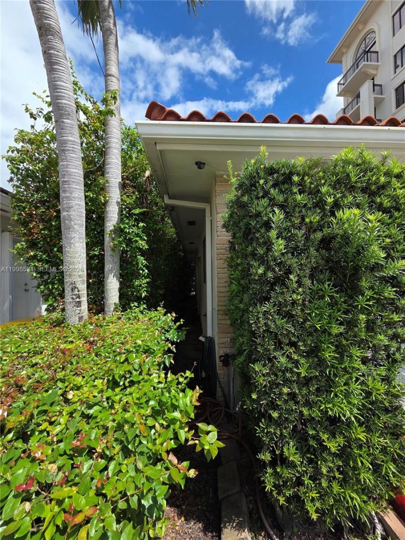 345 Malaga Ave, Coral Gables, FL 33134 Photo