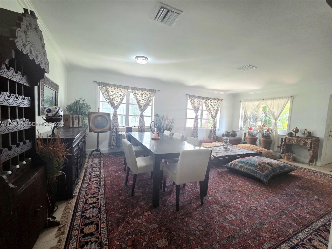 345 Malaga Ave, Coral Gables, FL 33134 Photo