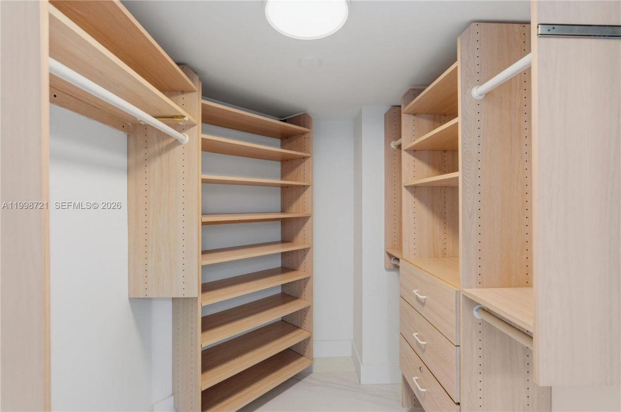 19101 NE 36th Ct, Unit 1811, Aventura, FL 33180 Photo