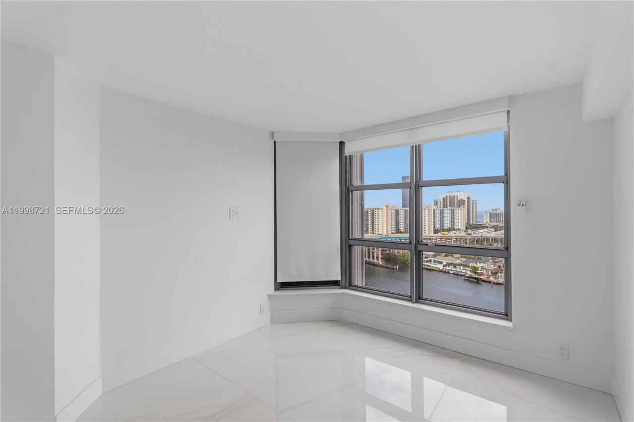 19101 NE 36th Ct, Unit 1811, Aventura, FL 33180 Photo