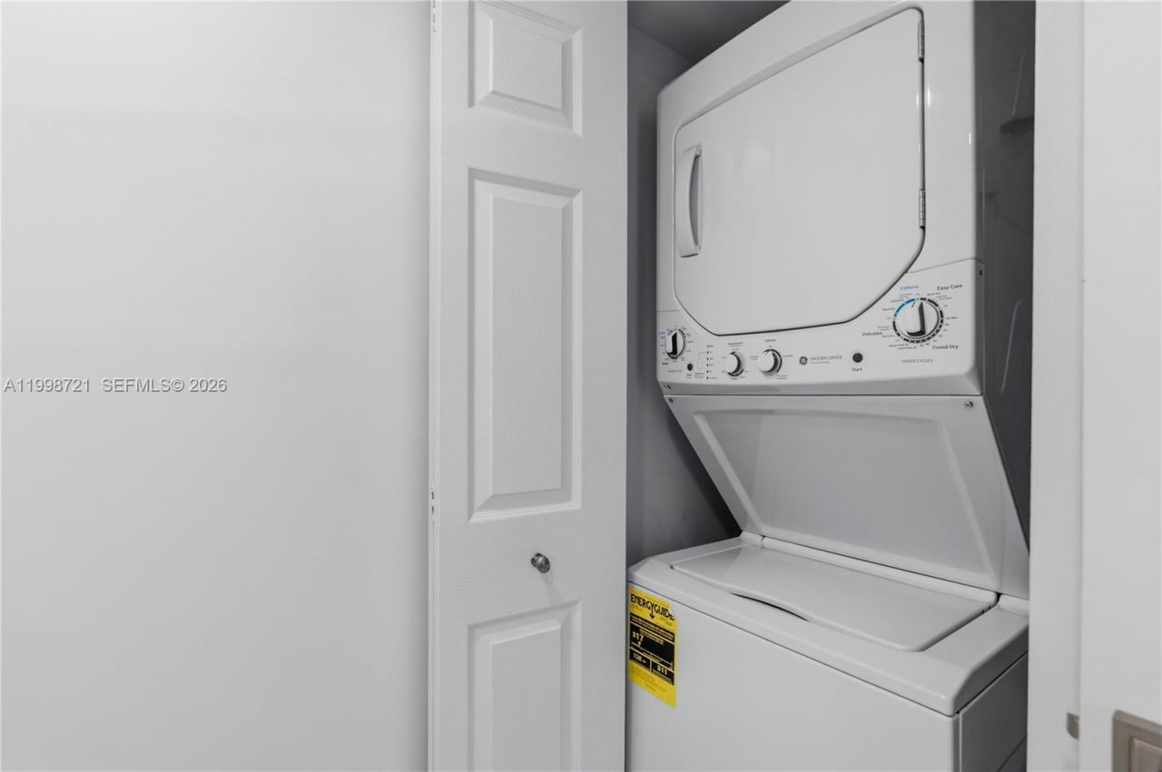 19101 NE 36th Ct, Unit 1811, Aventura, FL 33180 Photo