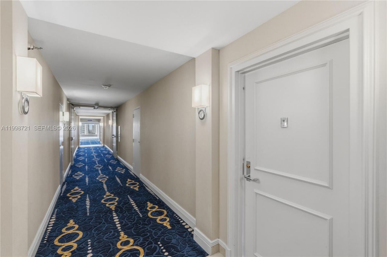 19101 NE 36th Ct, Unit 1811, Aventura, FL 33180 Photo