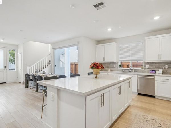 37231 Sand Bar Place, Newark, CA 94560