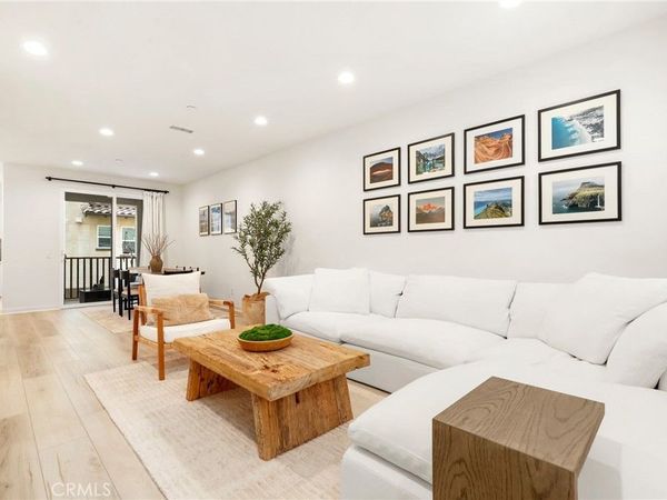 55 Sanctuary Lane, Mission Viejo, CA 92692