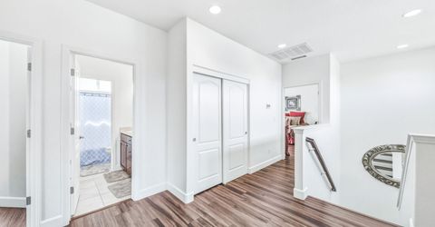 2084 Whitecliff Drive, Reno, NV 89521 Photo