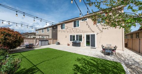 2084 Whitecliff Drive, Reno, NV 89521 Photo