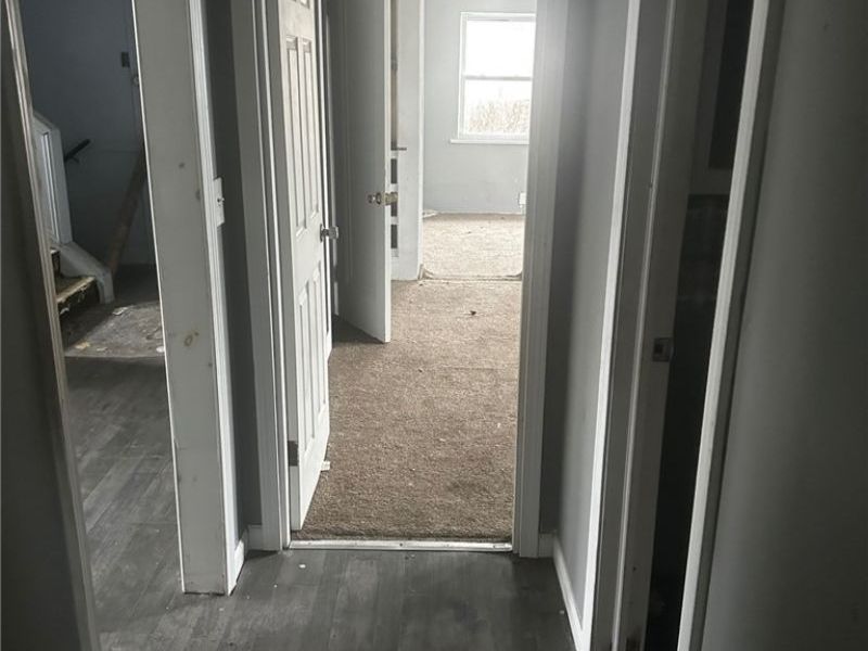 11709 Lenacrave Avenue, Cleveland, OH 44105 Photo 18