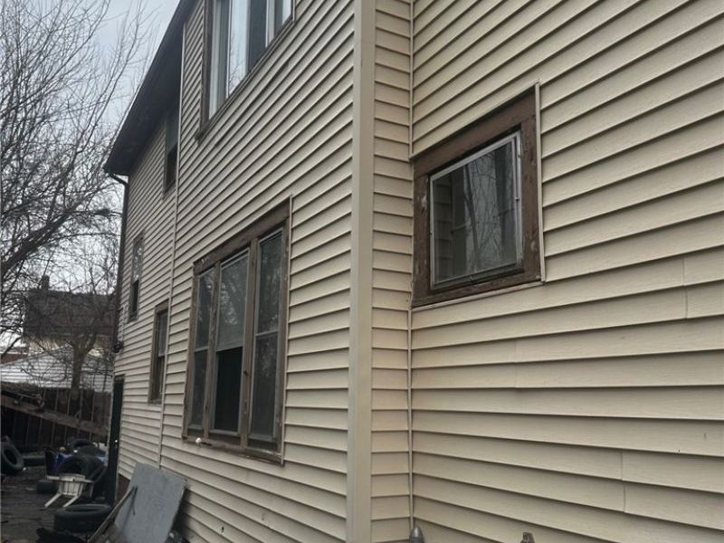 11709 Lenacrave Avenue, Cleveland, OH 44105 Photo 3