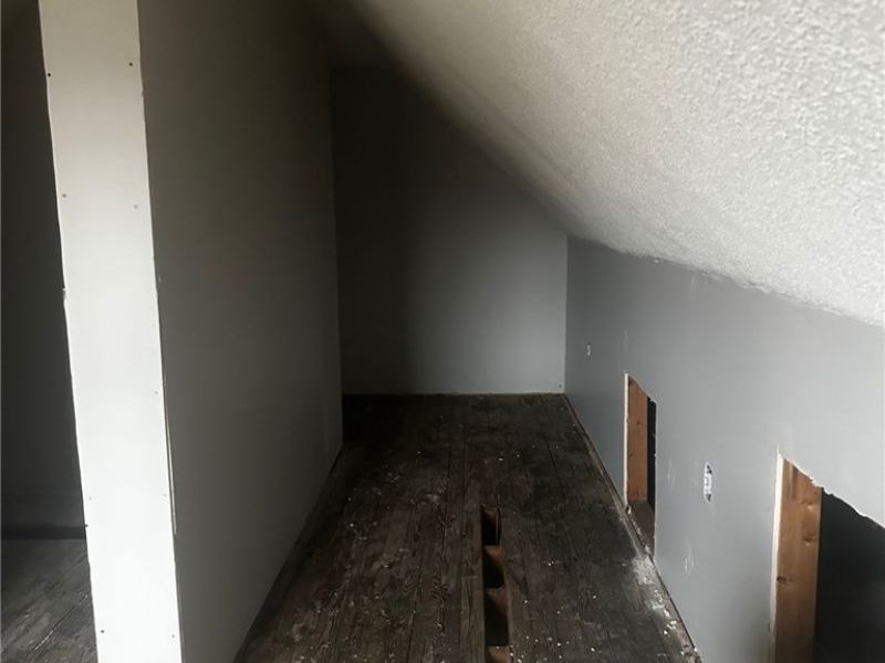 11709 Lenacrave Avenue, Cleveland, OH 44105 Photo 7