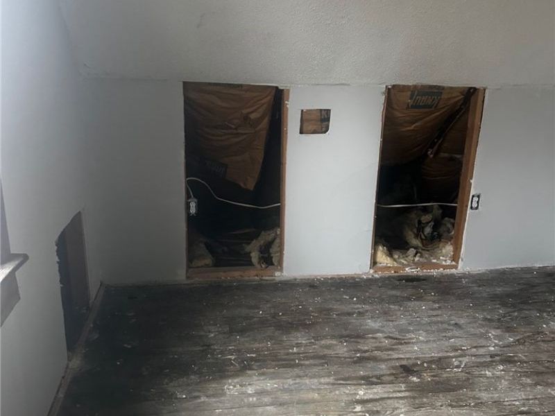 11709 Lenacrave Avenue, Cleveland, OH 44105 Photo 8