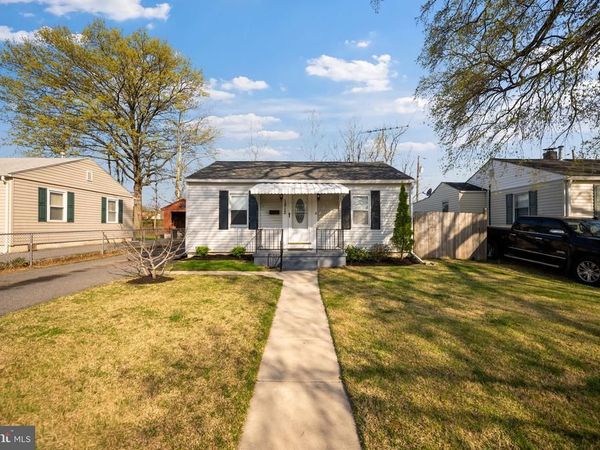 1812 KITTY HAWK ROAD , ESSEX, MD 21221