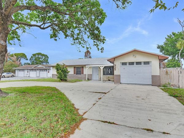 325 NW Rebecca Avenue, Port St. Lucie, FL 34983