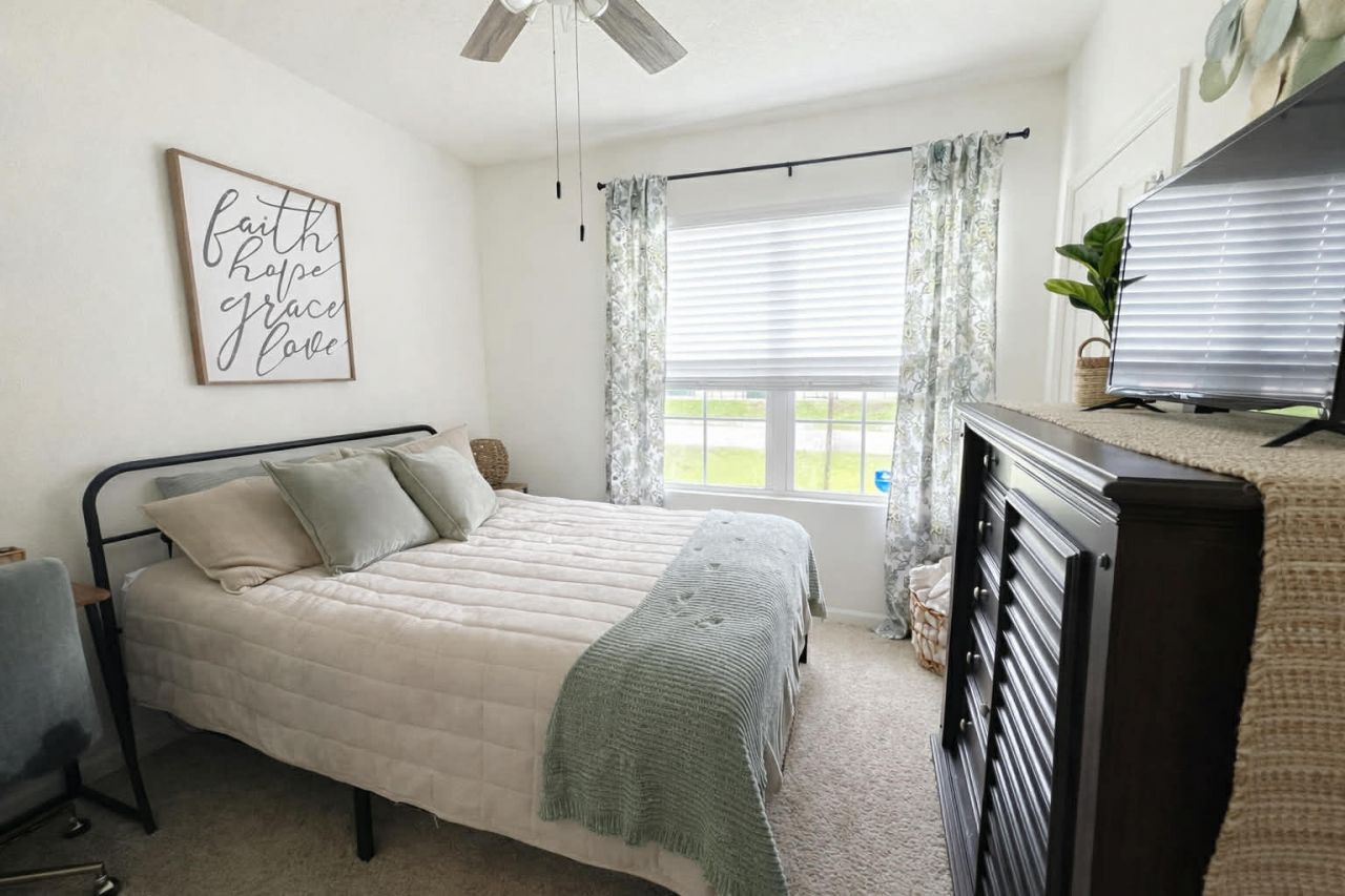 1040 SW Canary Terrace, Port Saint Lucie, FL 34953 Photo