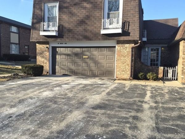 18W100 16th Street, Villa Park, IL 60181