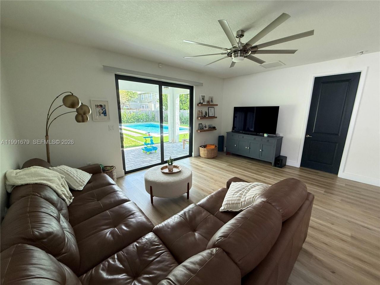 2945 SE 3rd St, Homestead, FL 33033 Photo
