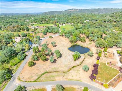 14035 Riva Ridge Cir, Auburn, CA 95602 Photo